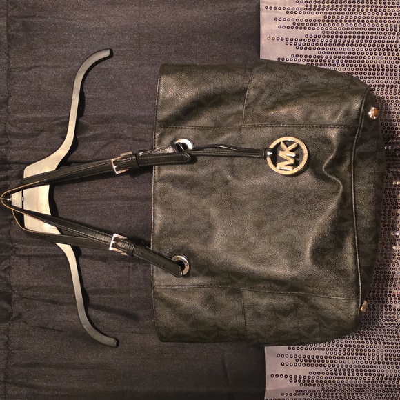 Michael Kors Handbags - Authentic MK bag